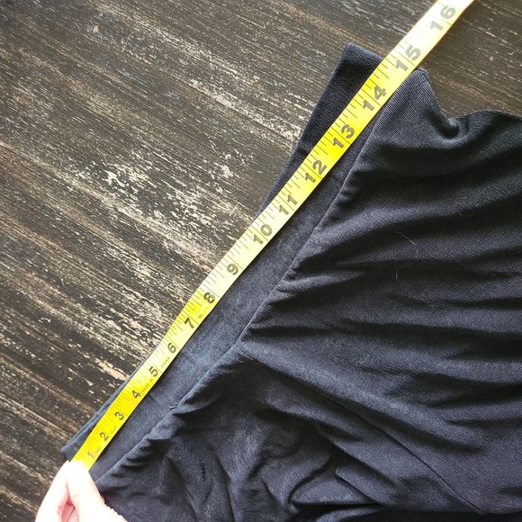 Chico's Traveler Slinky Wide Leg Palazzo Pants Womens 1 M 8 Crop (30x23) Black - Picture 7 of 11